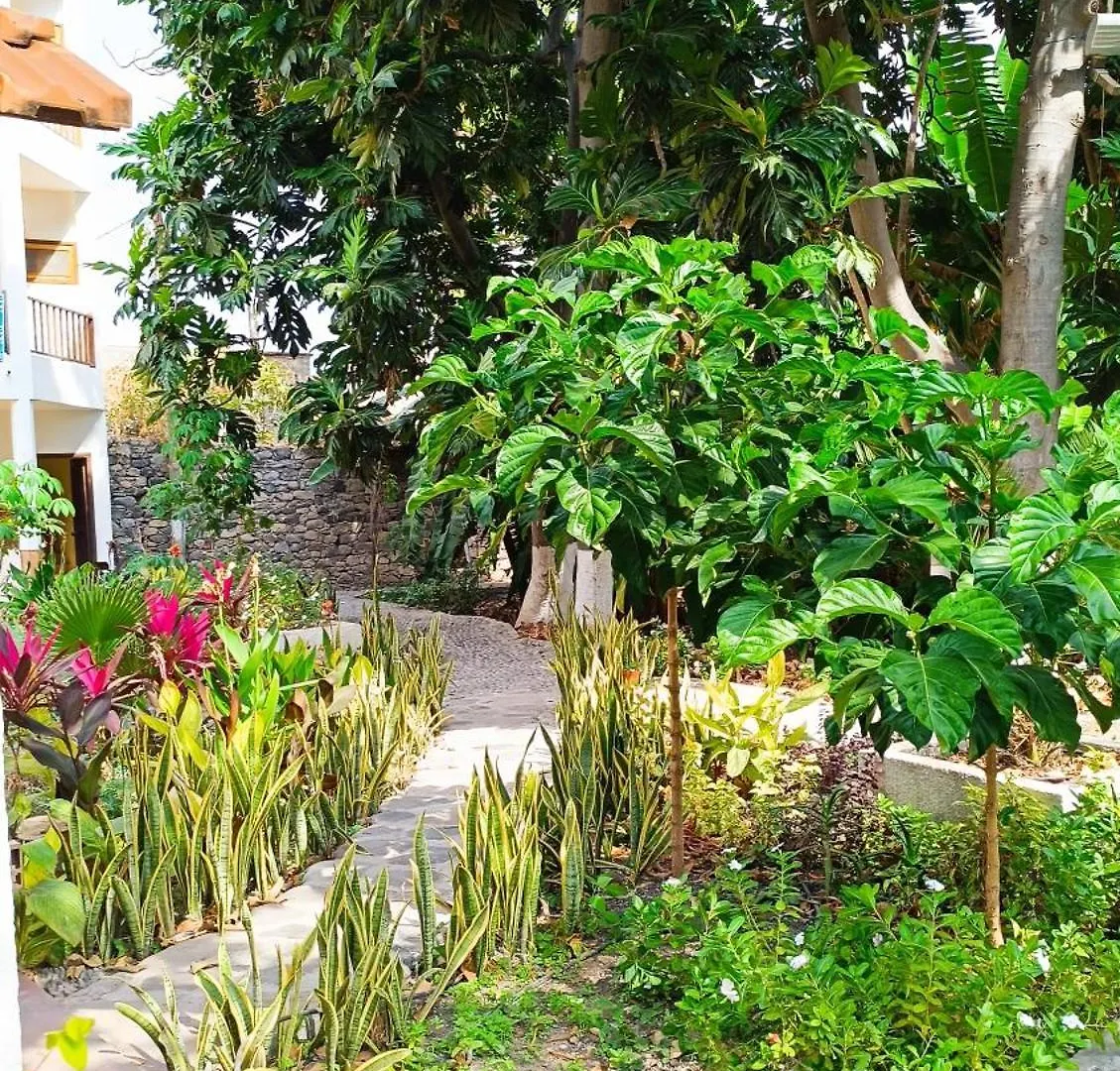 Oasis Paul Residencial Hotel