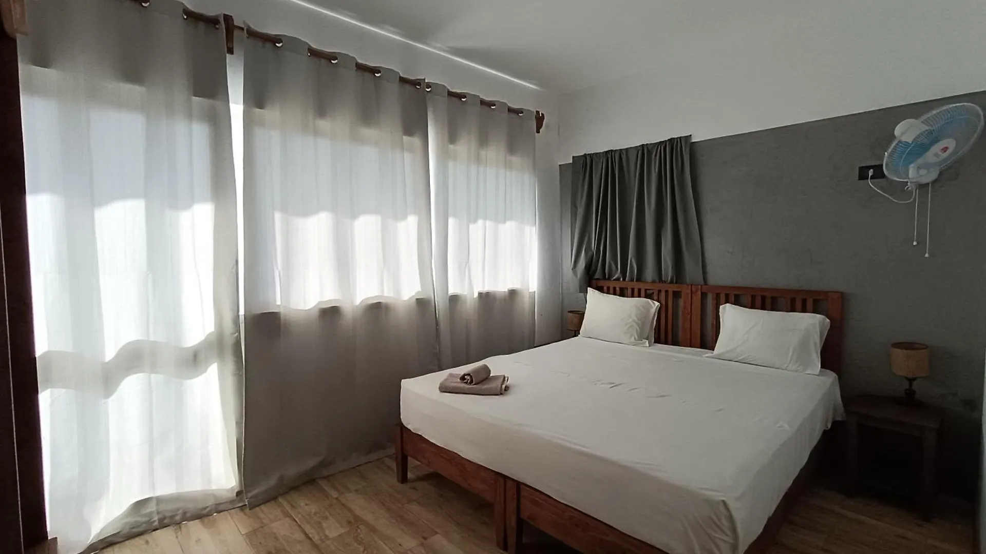Oasis Paul Residencial Hotel